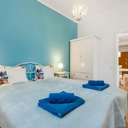 Daire Black&white - Apartament Royal *