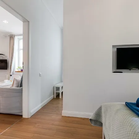 Black&white - Apartament Royal Apartment *